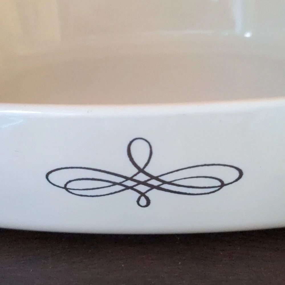 Black Trefoil P-22-ES Electromatic Skillet Dish by Corning Ware